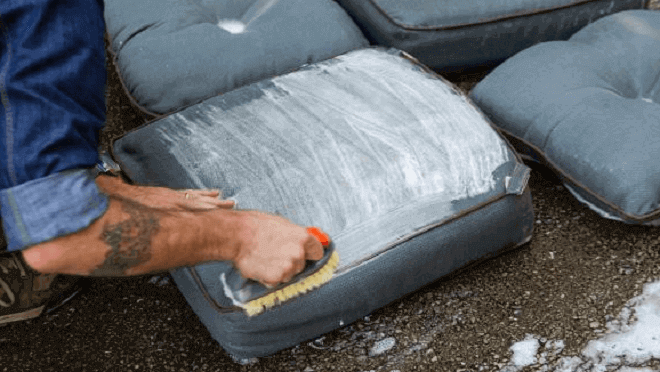 How to Clean Outdoor Cushions? 10